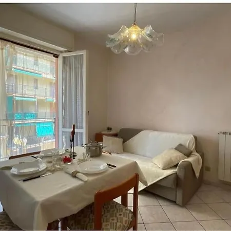 Comodo Bilocale A 300 Metri Dal Mare Apartamento *